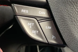 Vehicle Thumbnail 33