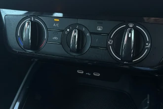 Vehicle Thumbnail 24