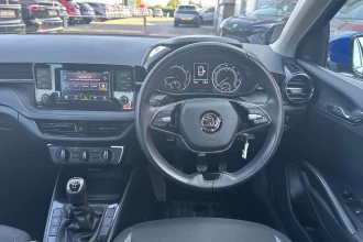 Vehicle Thumbnail 38