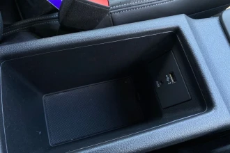 Vehicle Thumbnail 32