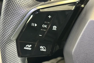 Vehicle Thumbnail 21