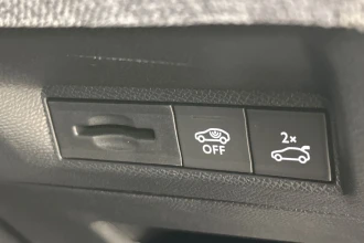 Vehicle Thumbnail 36