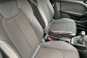 Vehicle Thumbnail 25