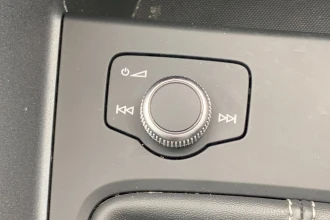 Vehicle Thumbnail 38