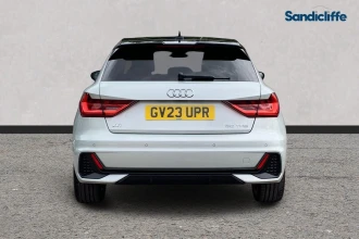 Vehicle Thumbnail 6