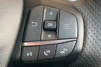 Vehicle Thumbnail 24