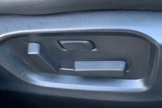 Vehicle Thumbnail 30