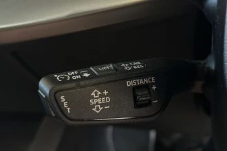 Vehicle Thumbnail 30