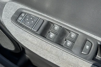 Vehicle Thumbnail 28