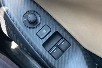 Vehicle Thumbnail 21