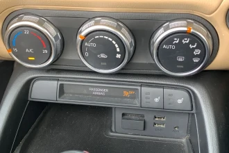 Vehicle Thumbnail 24