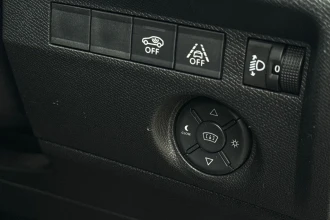 Vehicle Thumbnail 28