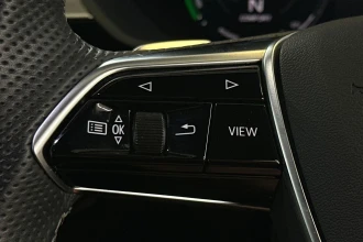 Vehicle Thumbnail 30