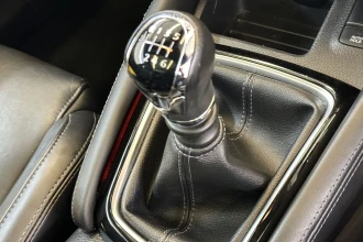 Vehicle Thumbnail 32