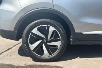 Vehicle Thumbnail 18