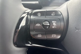 Vehicle Thumbnail 31