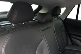 Vehicle Thumbnail 16