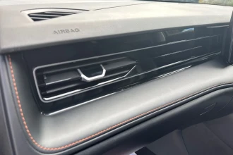 Vehicle Thumbnail 24