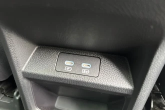 Vehicle Thumbnail 43