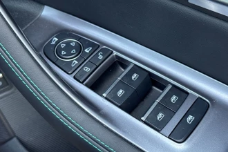 Vehicle Thumbnail 31