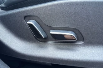 Vehicle Thumbnail 33