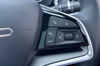 Vehicle Thumbnail 48