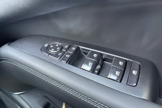 Vehicle Thumbnail 24