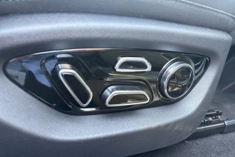 Vehicle Thumbnail 48