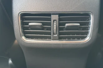 Vehicle Thumbnail 26