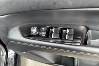 Vehicle Thumbnail 18