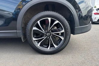 Vehicle Thumbnail 11
