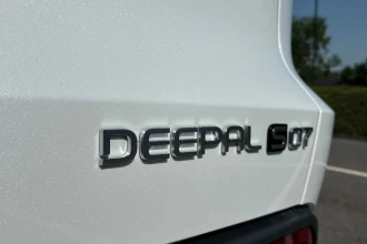 Vehicle Thumbnail 33