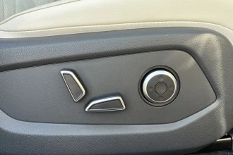 Vehicle Thumbnail 41