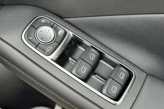 Vehicle Thumbnail 27