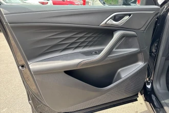 Vehicle Thumbnail 23