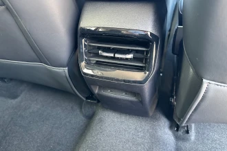 Vehicle Thumbnail 31