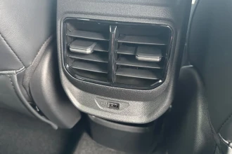 Vehicle Thumbnail 26