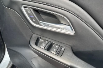 Vehicle Thumbnail 26
