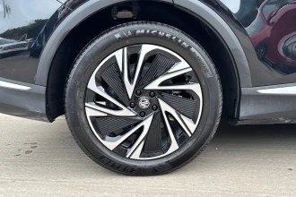 Vehicle Thumbnail 16