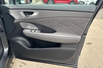 Vehicle Thumbnail 29