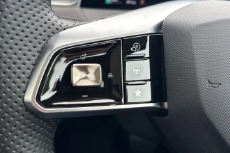 Vehicle Thumbnail 34