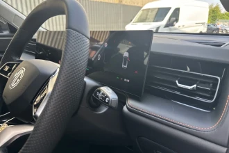 Vehicle Thumbnail 37