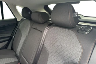 Vehicle Thumbnail 16