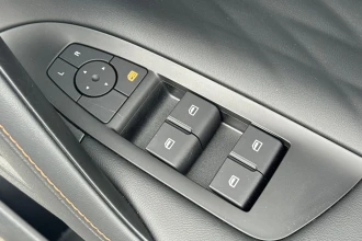 Vehicle Thumbnail 28