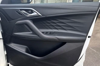 Vehicle Thumbnail 23