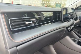 Vehicle Thumbnail 39