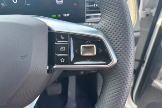Vehicle Thumbnail 26