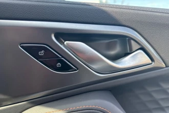 Vehicle Thumbnail 36