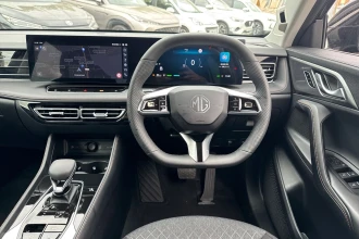Vehicle Thumbnail 36