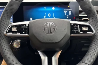 Vehicle Thumbnail 11